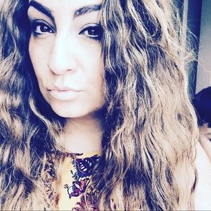 Meet your Posher, Nikki